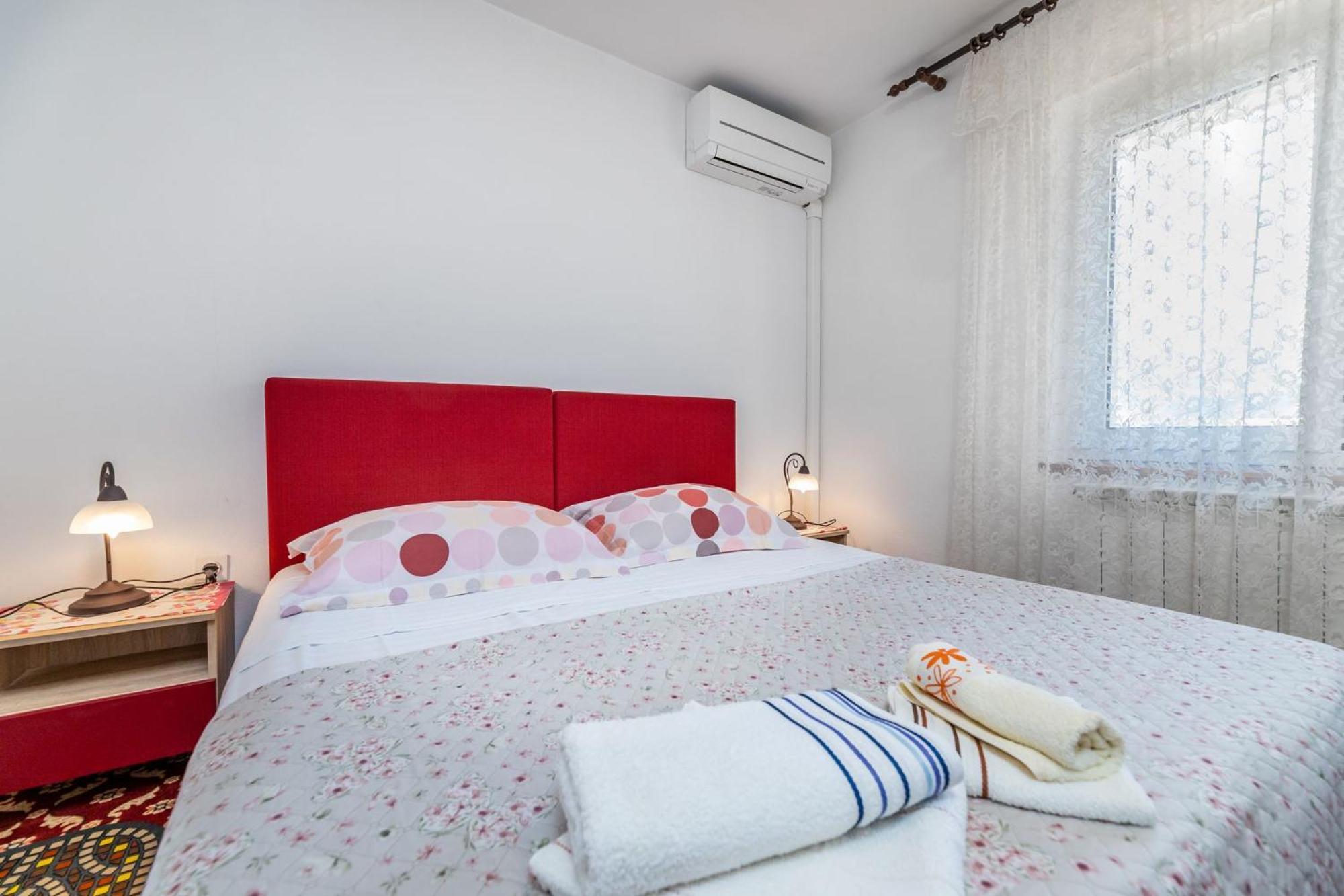Rooms Sale Marija Baska  Luaran gambar